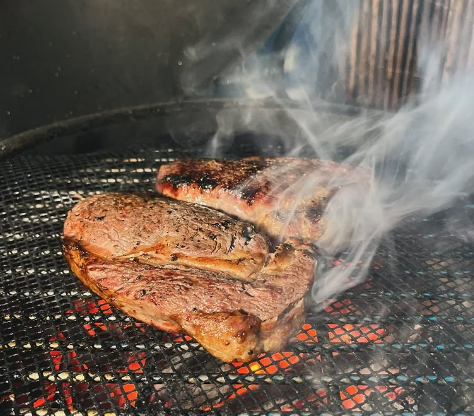 Old-School-Steak frisch vom Rost